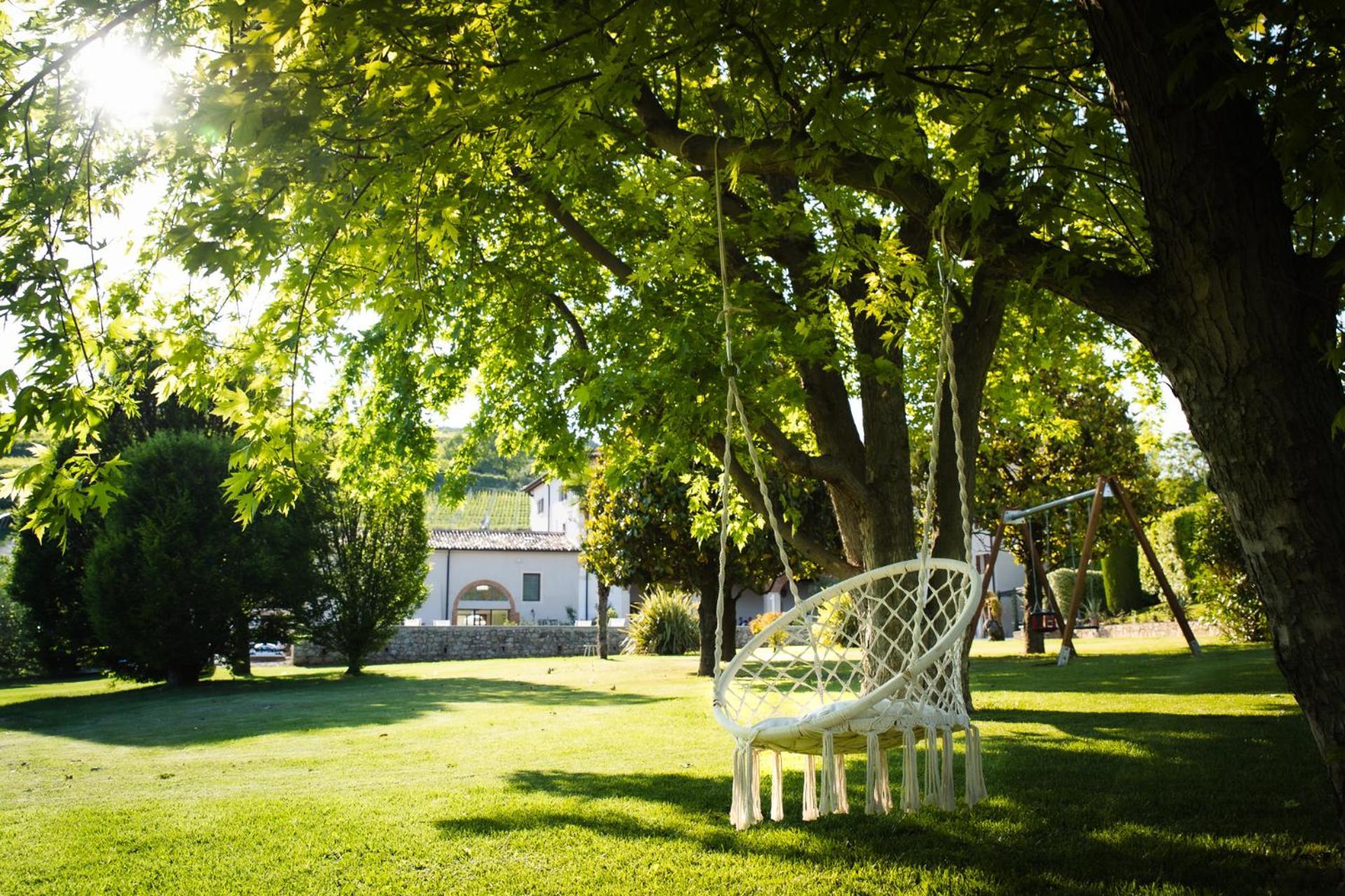 Verdeolivo 1876 - Apartments & Pool Mezzane di Sotto Εξωτερικό φωτογραφία