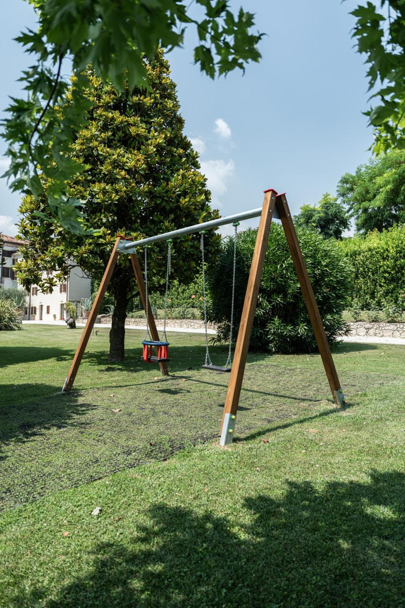 Verdeolivo 1876 - Apartments & Pool Mezzane di Sotto Εξωτερικό φωτογραφία