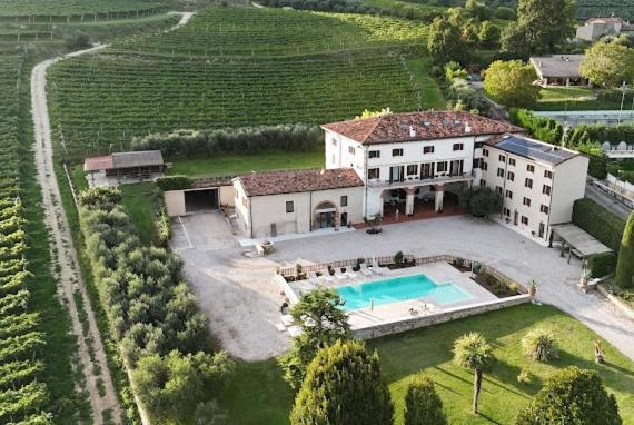 Verdeolivo 1876 - Apartments & Pool Mezzane di Sotto Εξωτερικό φωτογραφία